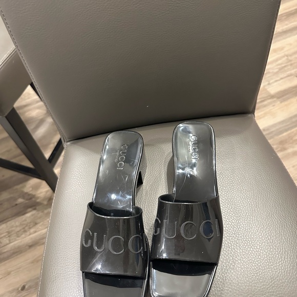 Gucci Rubber Sandal Heel - Picture 3 of 3